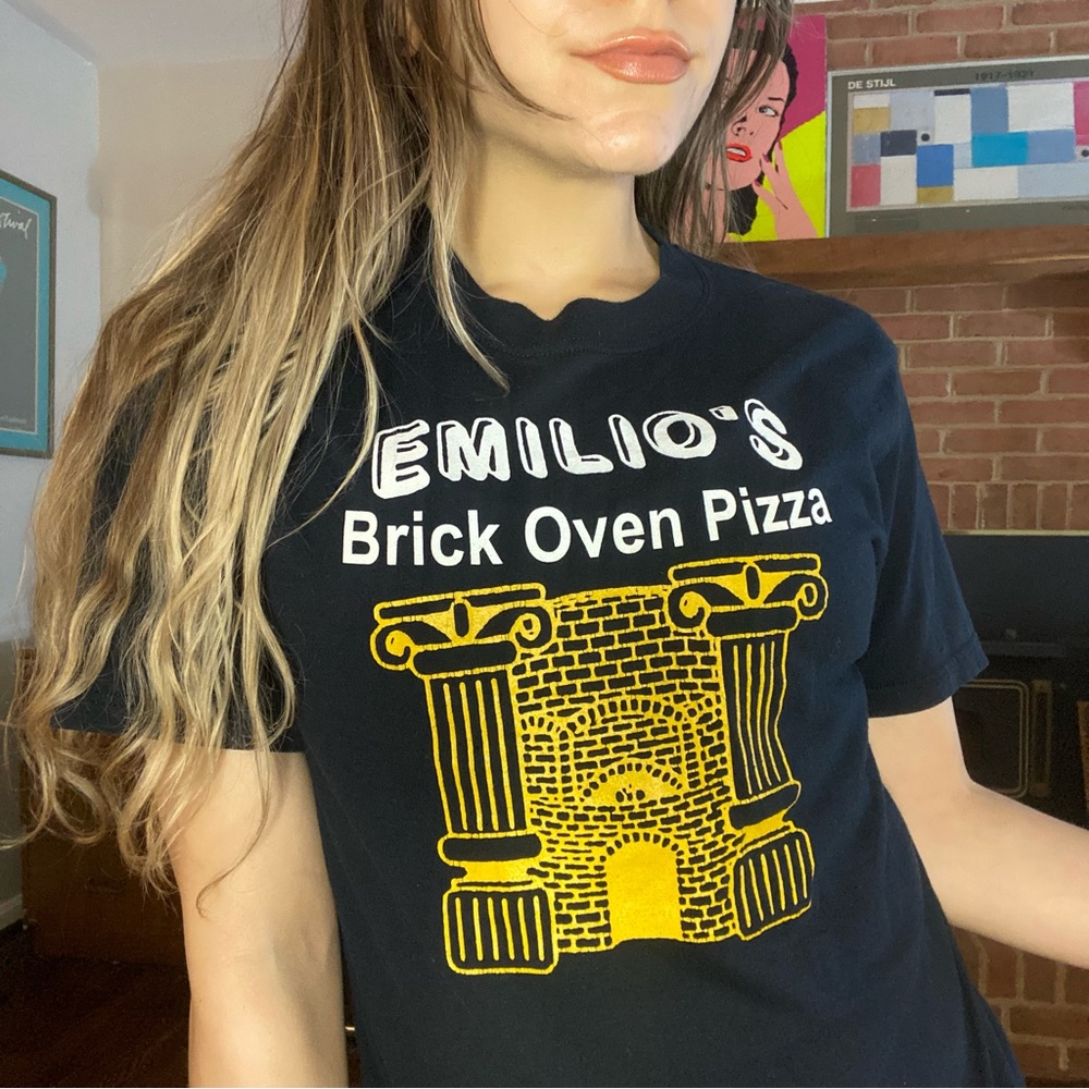 Vintage 90s Emilio's Brick Oven Pizza Slogan Tee Soffe Unisex Retro Food